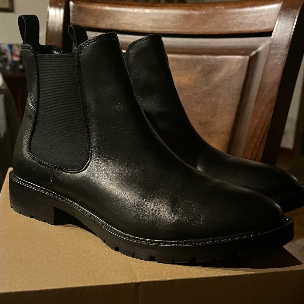 Steve Madden Black Leather Ankle Boots